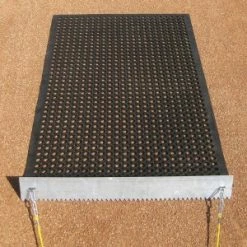 [ 2 ] Original Drake With Eraser Mat 3' X 5' And Tow Rope